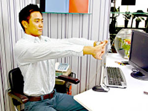 白领的办公室工间操